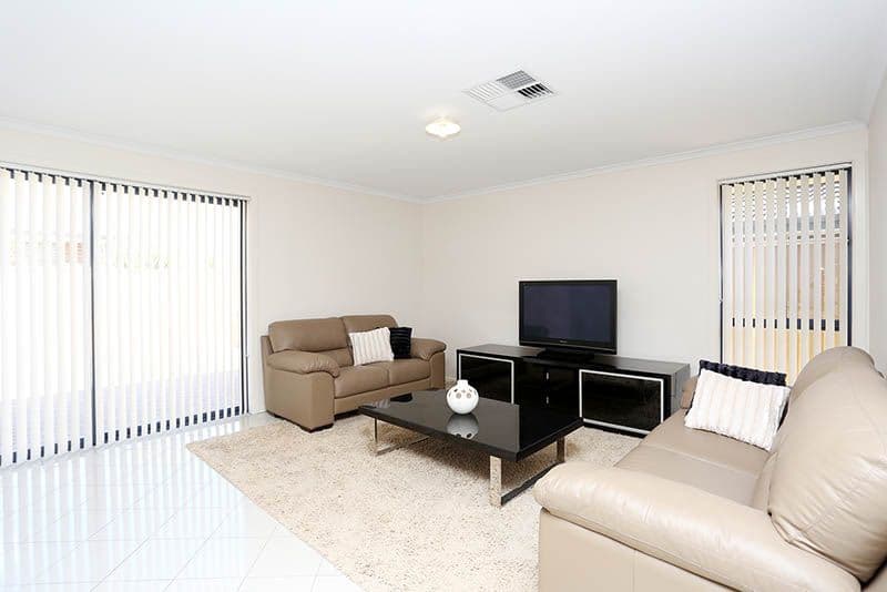 24 Pinkgum Avenue, ALDINGA BEACH SA 5173, Aldinga Beach - Thumbnail 3