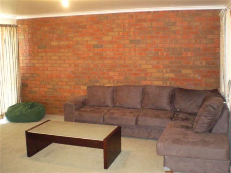 82 Silvereye Crescent, WERRIBEE VIC 3030, Werribee - Thumbnail 3