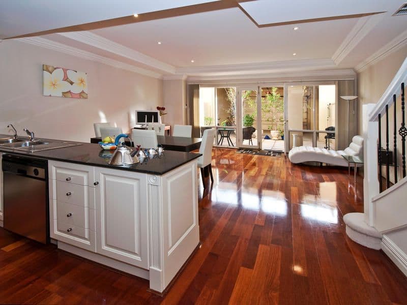 7 Torrens Square, GLENELG SA 5045, Glenelg - Thumbnail 5