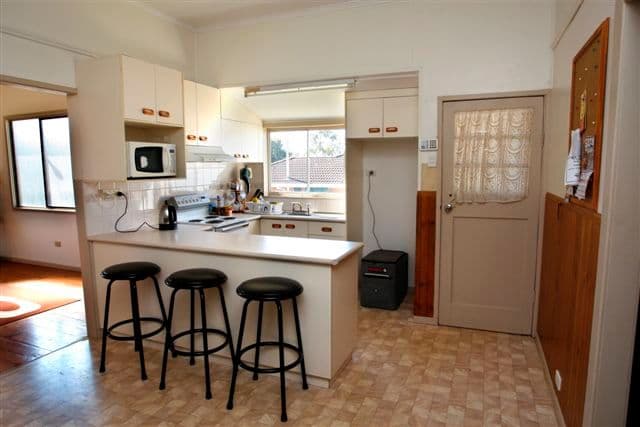 20 Drayton Road, HARRISTOWN QLD 4350, Harristown - Thumbnail 2