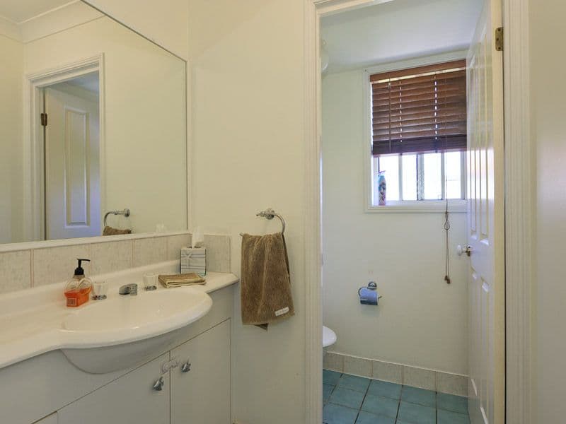 24 Agnes Court, DECEPTION BAY QLD 4508, Deception Bay - Thumbnail 7