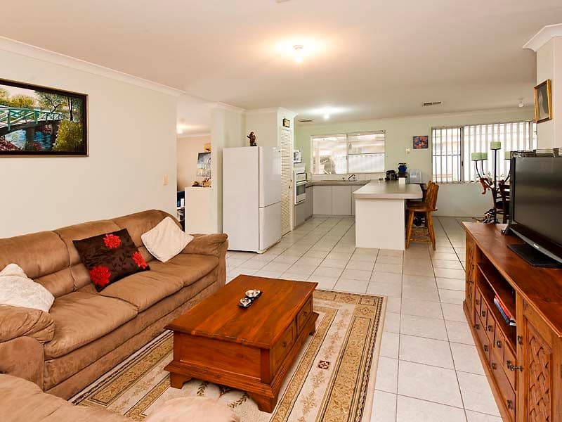 5 Yardarm Street, WAIKIKI WA 6169, Waikiki - Thumbnail 2