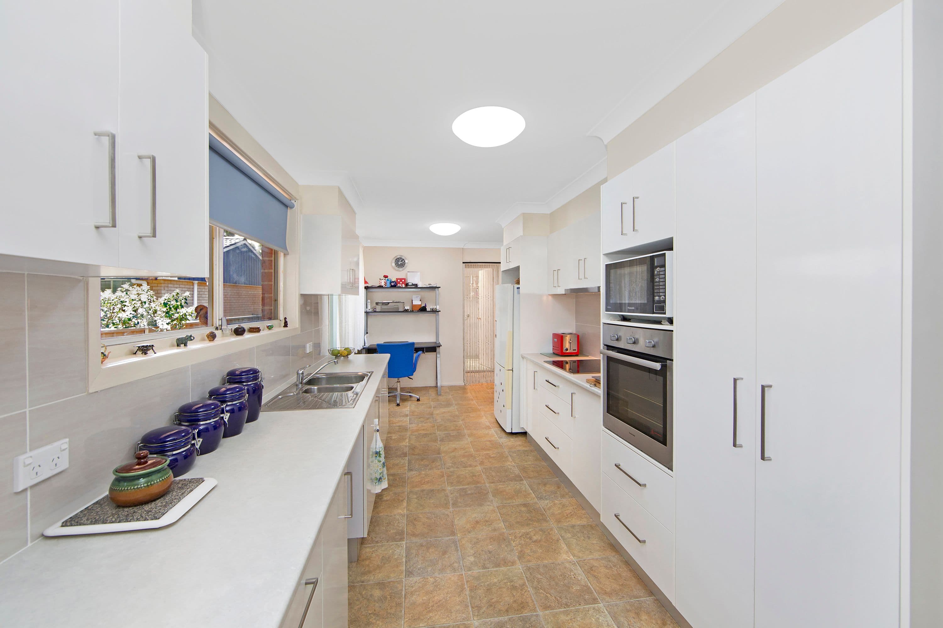 30 Natuna Avenue, Budgewoi NSW 2262, Budgewoi - Thumbnail 2
