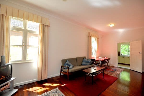 24 Roland Avenue, WAHROONGA NSW 2076, Wahroonga - Thumbnail 2
