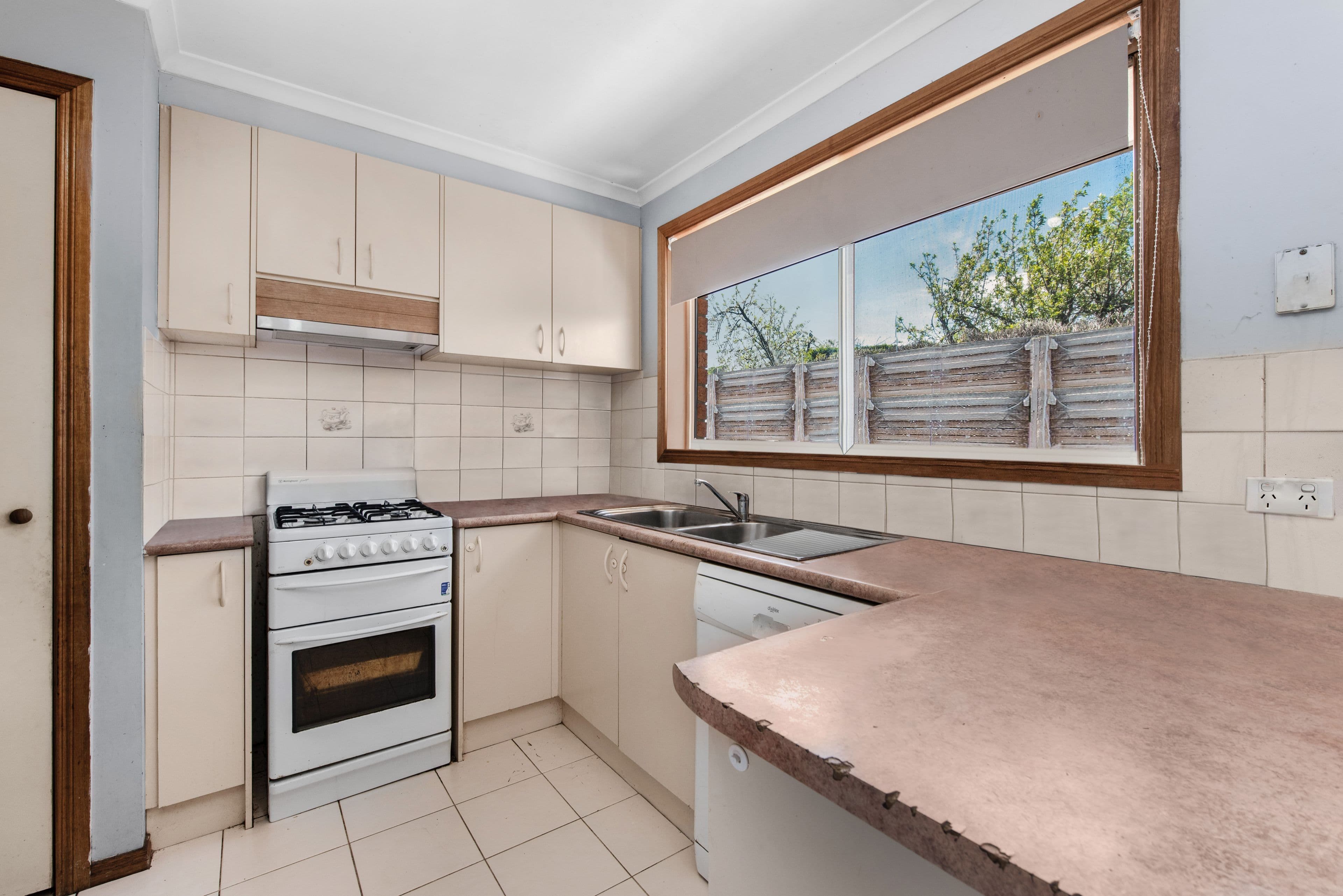 5 Marisa Place, Pakenham VIC 3810, Pakenham - Thumbnail 4