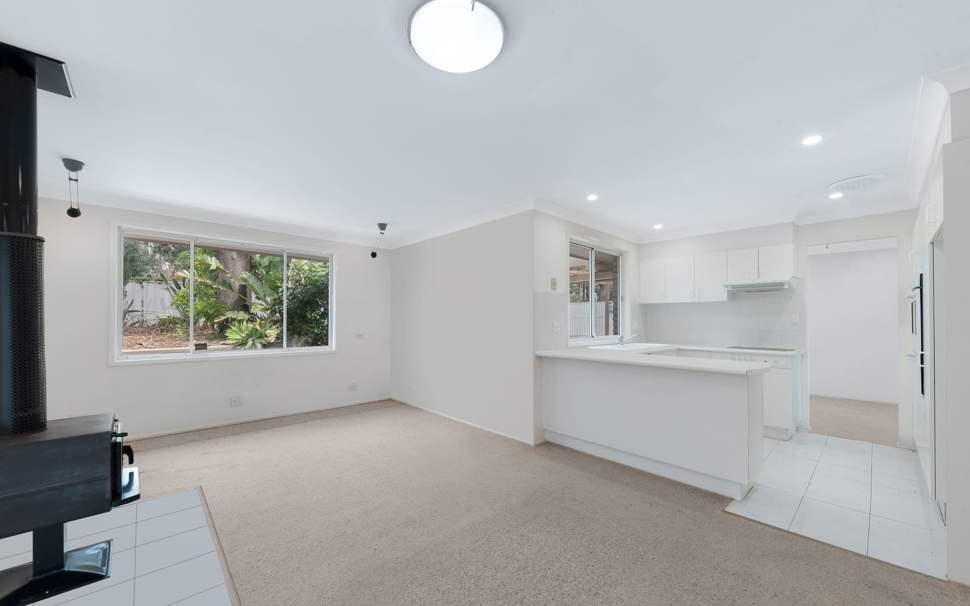 76 Donalbain Circuit, Rosemeadow NSW 2560, Rosemeadow - Thumbnail 4