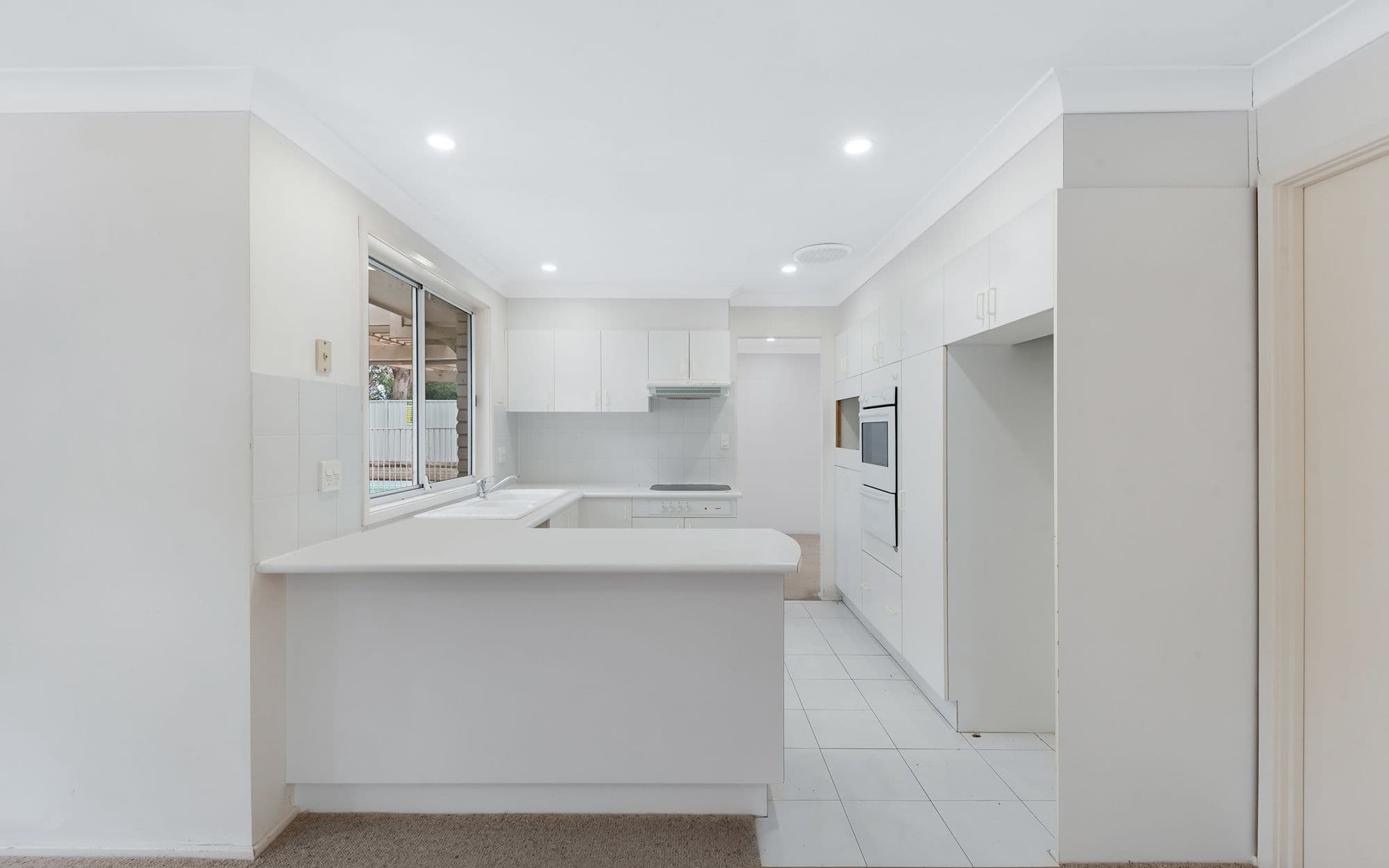 76 Donalbain Circuit, Rosemeadow NSW 2560, Rosemeadow - Thumbnail 5
