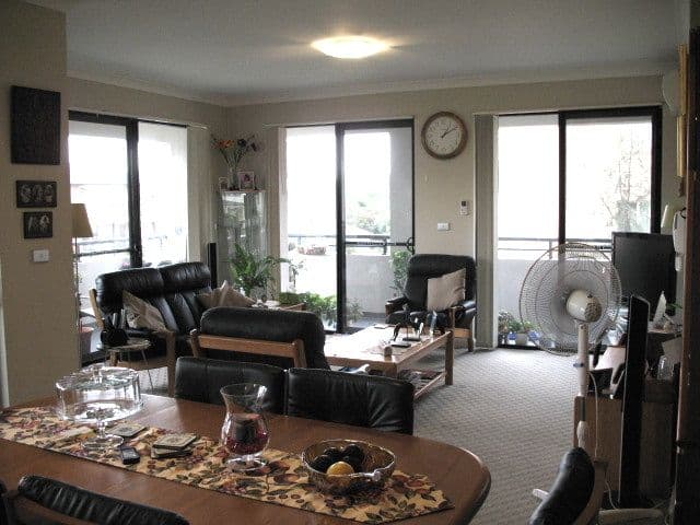 30 Lydbrook Street, WESTMEAD NSW 2145, Westmead - Thumbnail 2