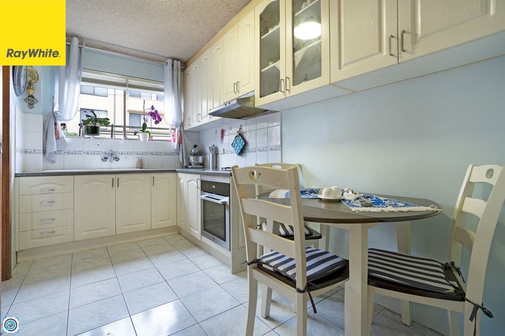 28 Brookland Greens Boulevard, Cranbourne - Thumbnail 2