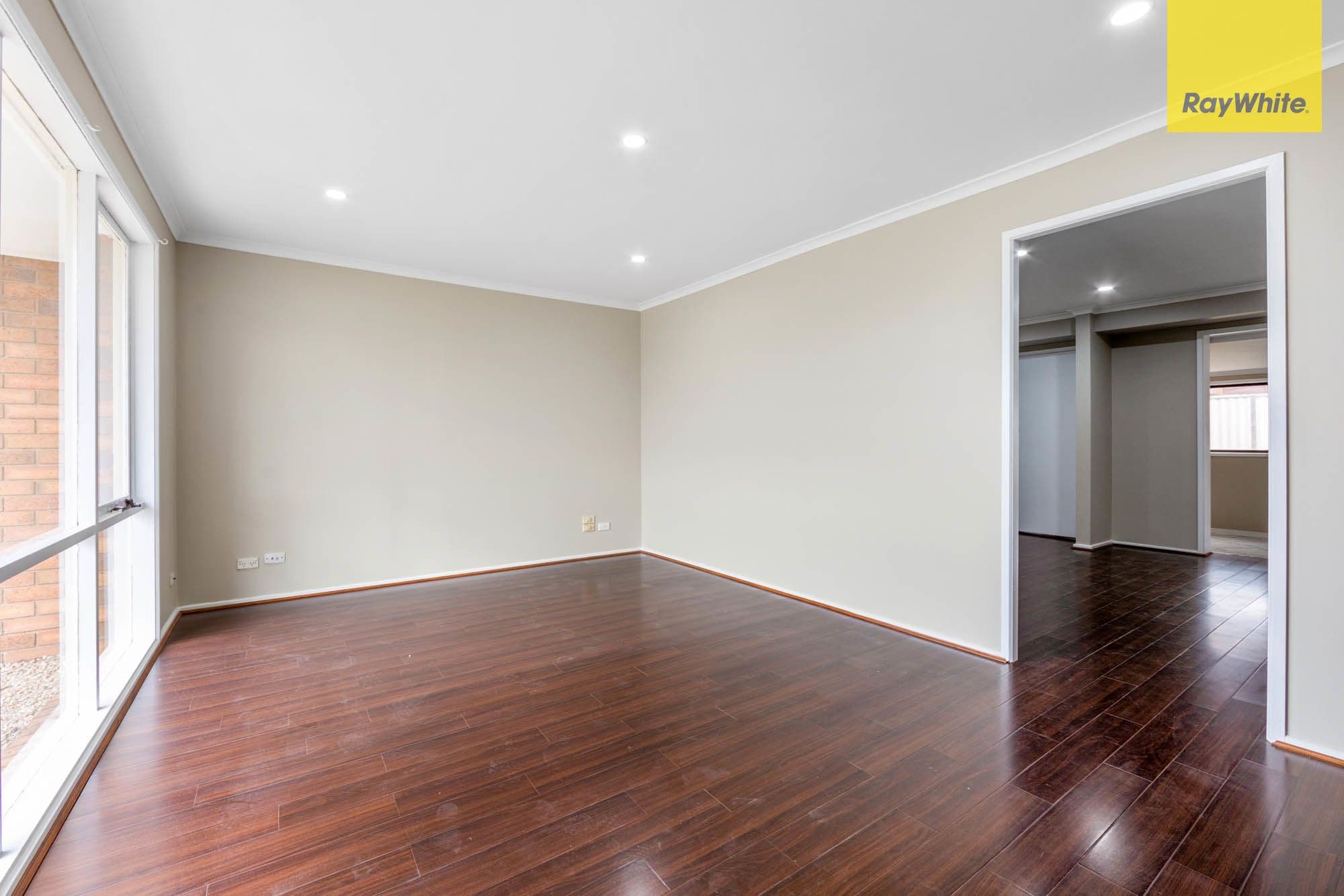 18 Shepherds Grove, Kings Park VIC 3021, Kings Park - Thumbnail 2