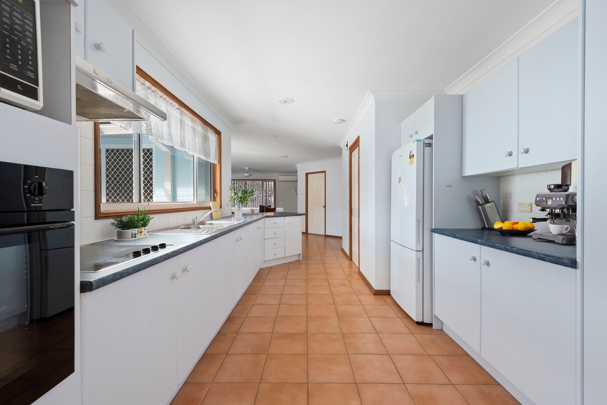 15 Parkland Drive, Kings Point NSW 2539, Kings Point - Thumbnail 4