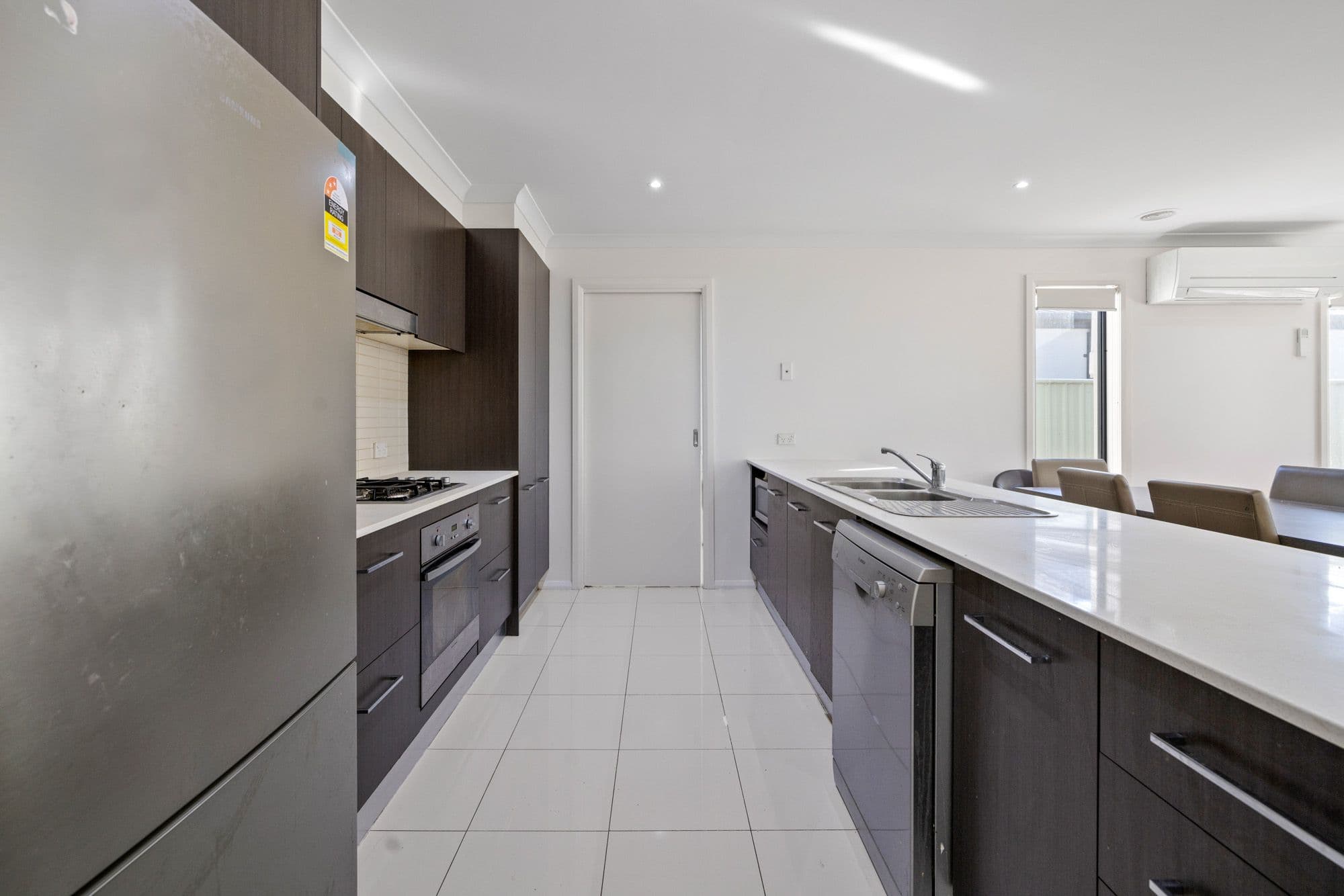22 Ambleside Avenue, Wyndham Vale VIC 3024, Wyndham Vale - Thumbnail 3