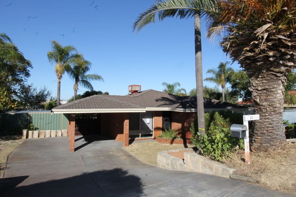 21 Spinnaker Crest, Ballajura WA 6066, Ballajura - Image 1