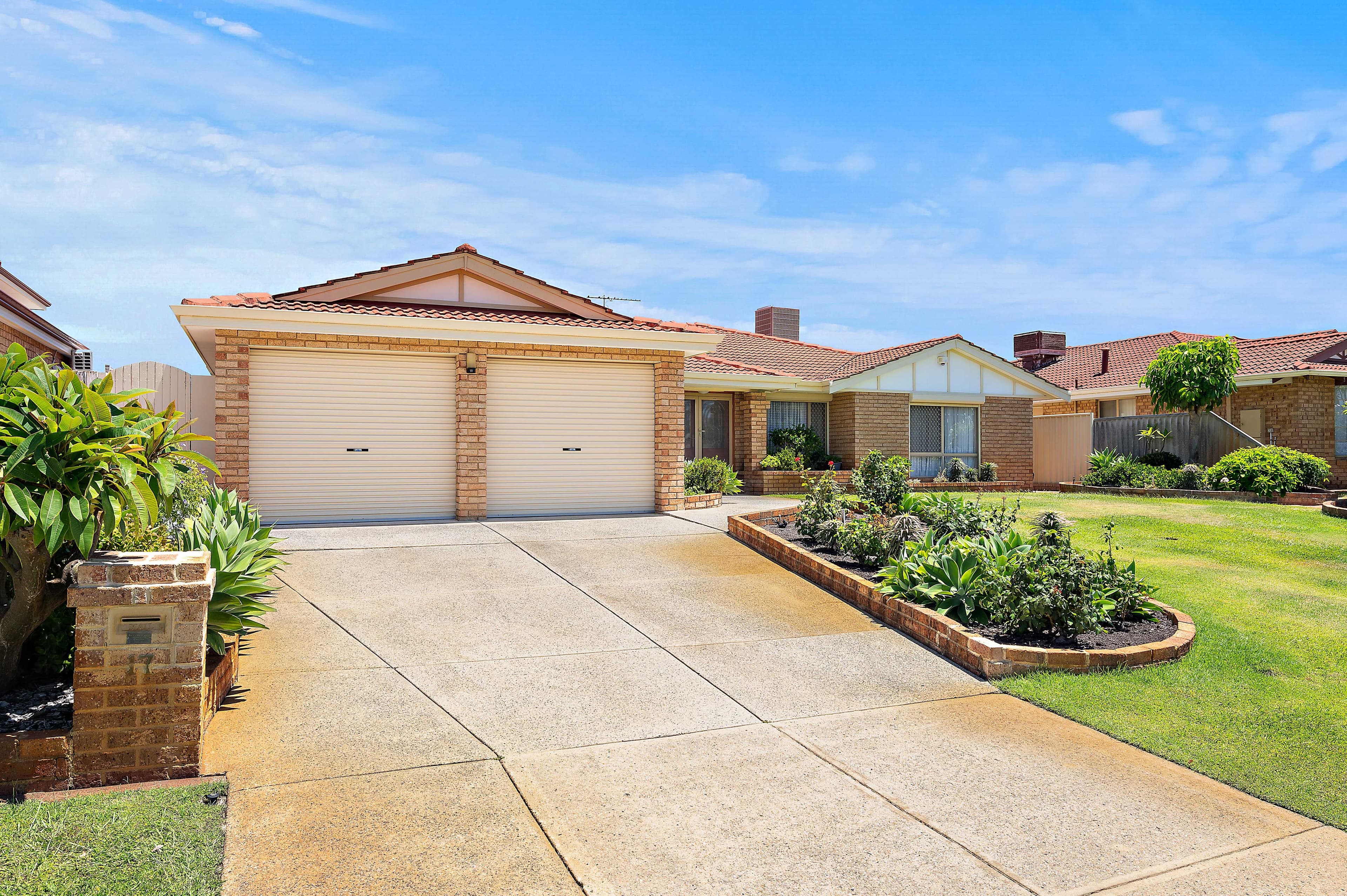 17 Redgum Court, Thornlie WA 6108, Thornlie - Image 1