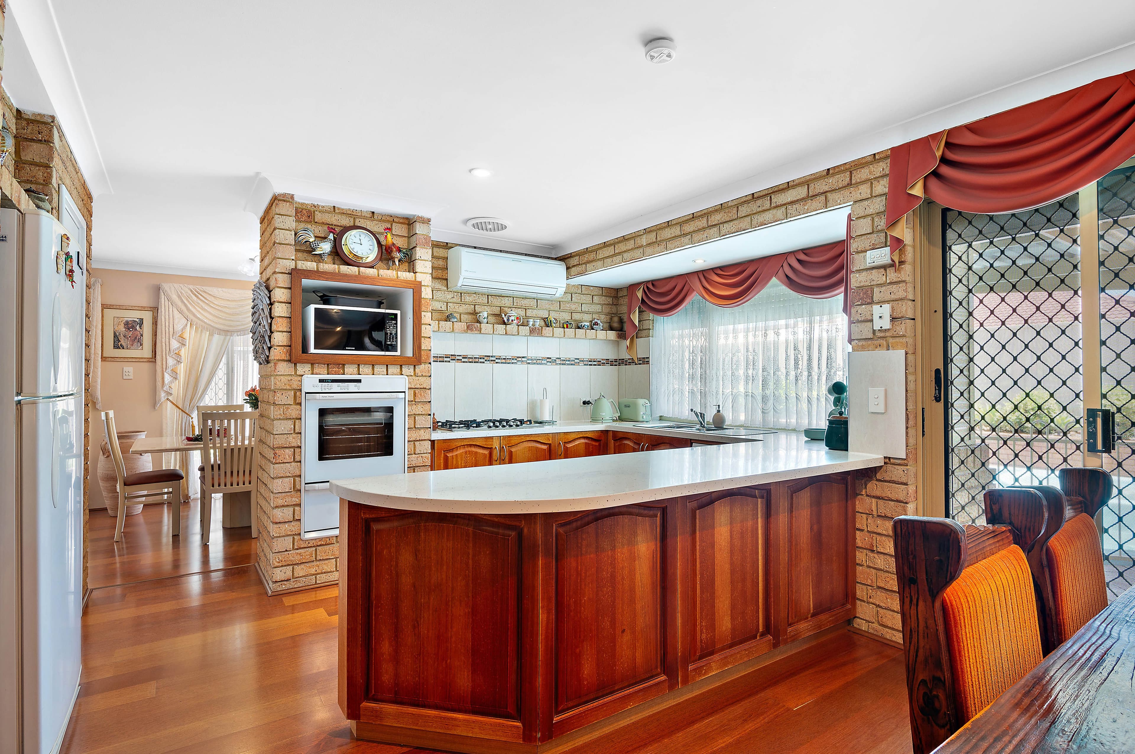 17 Redgum Court, Thornlie WA 6108, Thornlie - Thumbnail 6