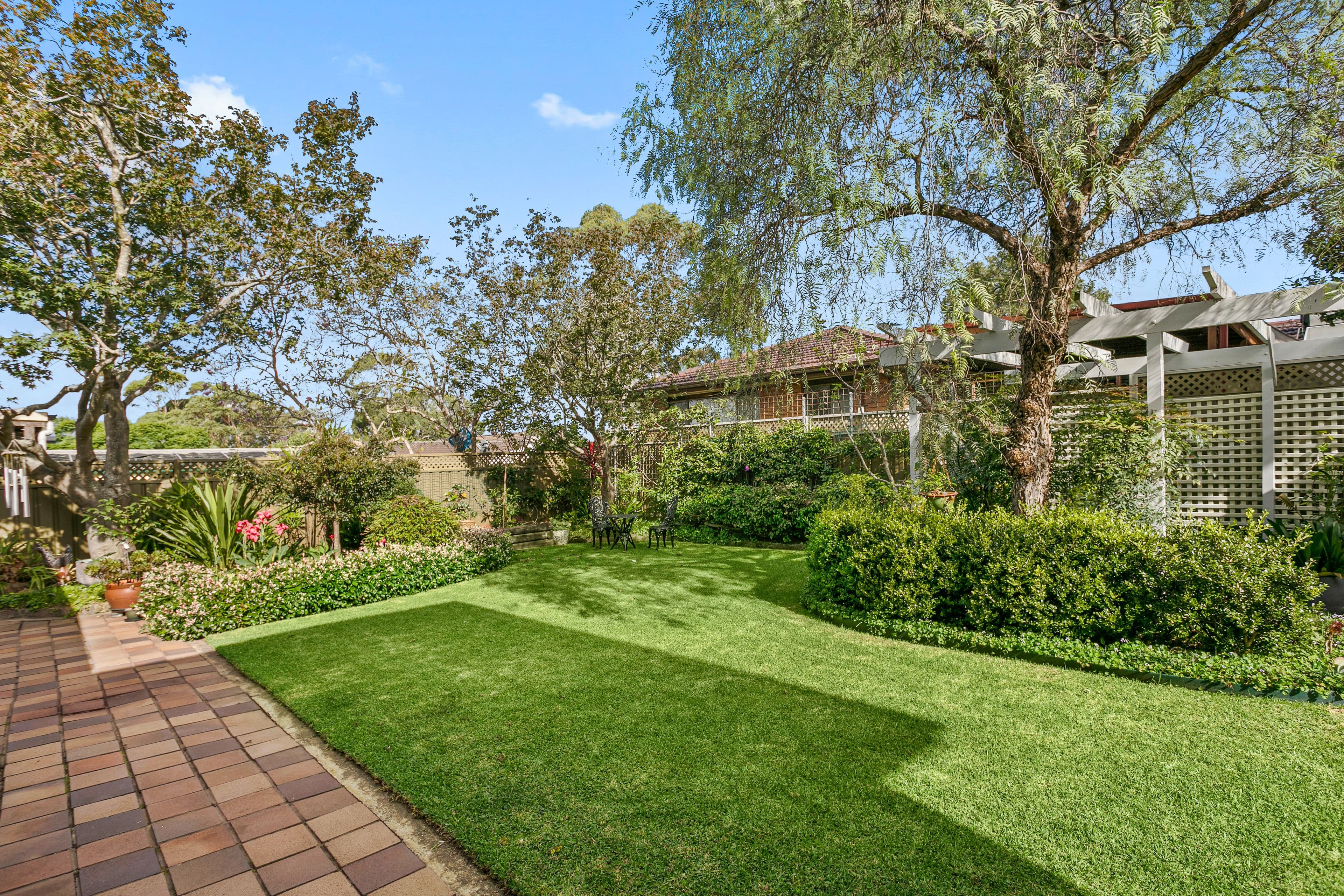 2 Koorabel Street, Lugarno NSW 2210, Lugarno - Thumbnail 2