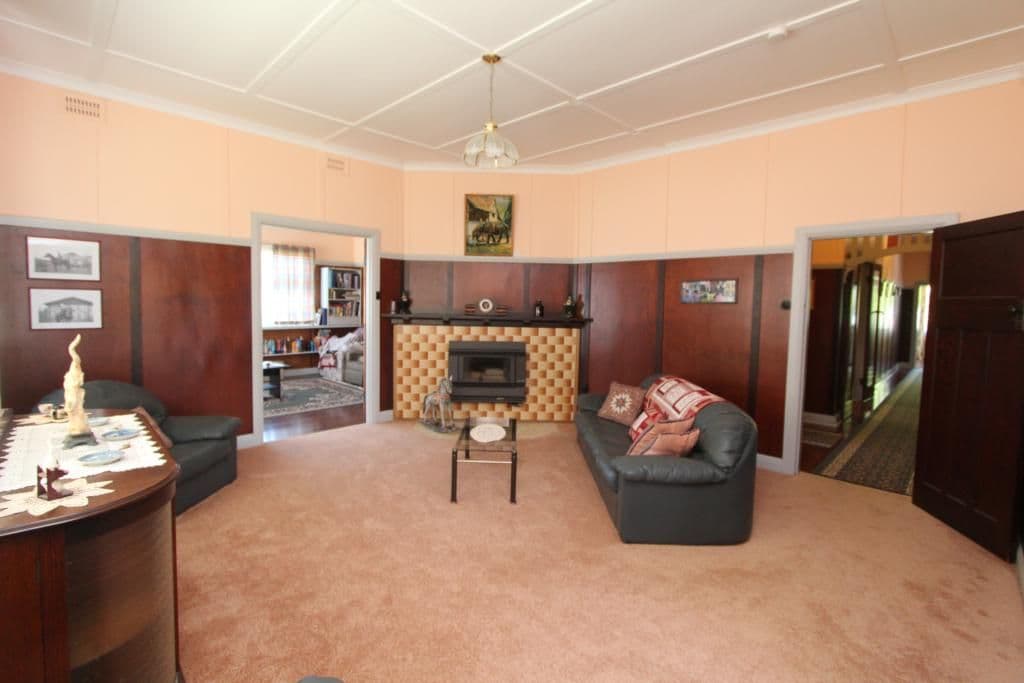 95 Bulwer Street, TENTERFIELD NSW 2372, Tenterfield - Thumbnail 2