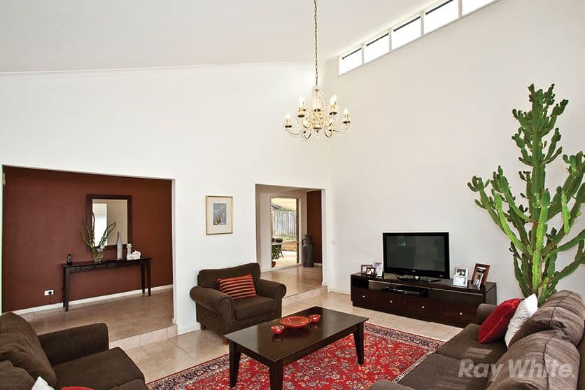 47 Bramley Crescent, WHEELERS HILL VIC 3150, Wheelers Hill - Thumbnail 3