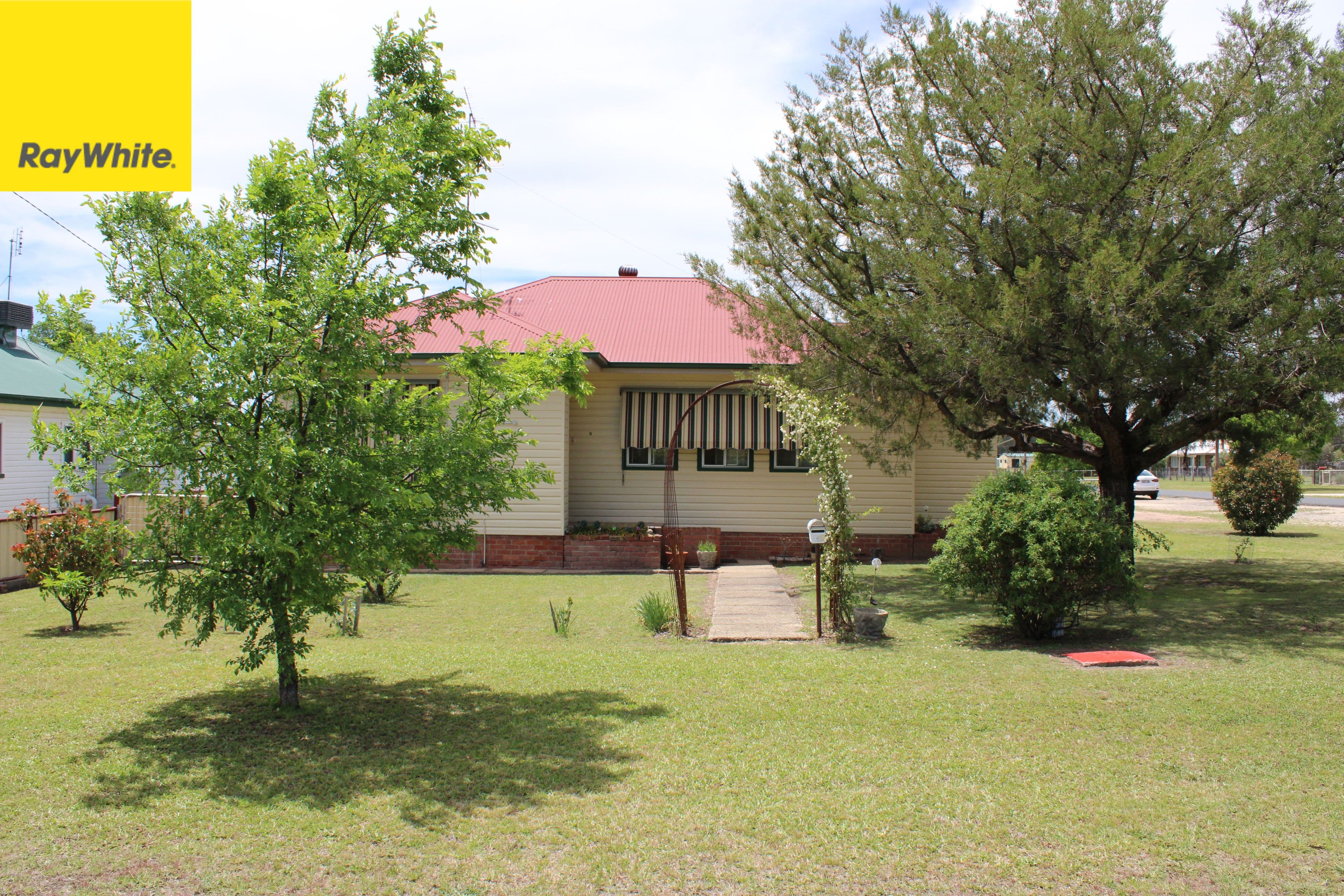 6 Bombelli Street, Bundarra - Image 1