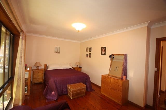 13 Thompson Place, CAMDEN SOUTH NSW 2570, Camden South - Thumbnail 5