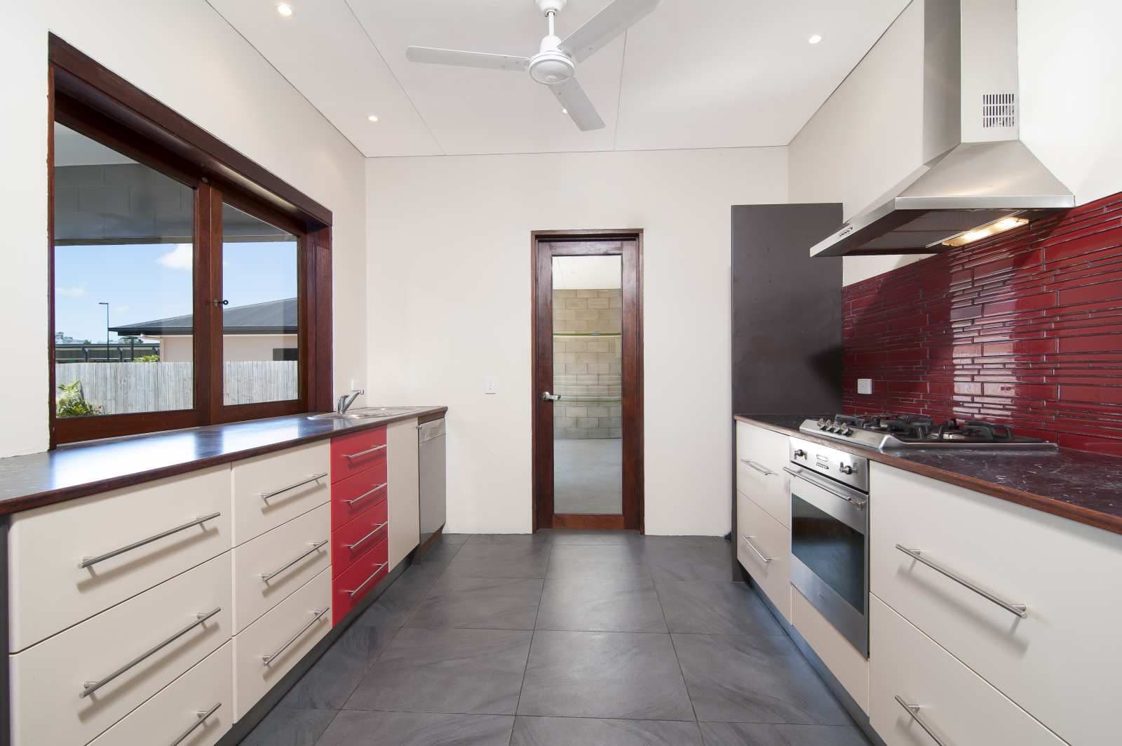 40 Riflebird Crescent, MOSSMAN QLD 4873, Mossman - Thumbnail 2
