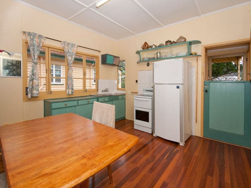 77 Homestead Street, MOOROOKA QLD 4105, Moorooka - Thumbnail 2