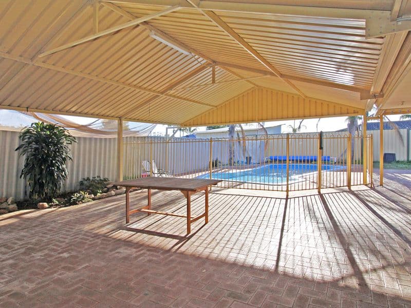 31 Sayer Crescent, GOSNELLS WA 6110, Gosnells - Thumbnail 3