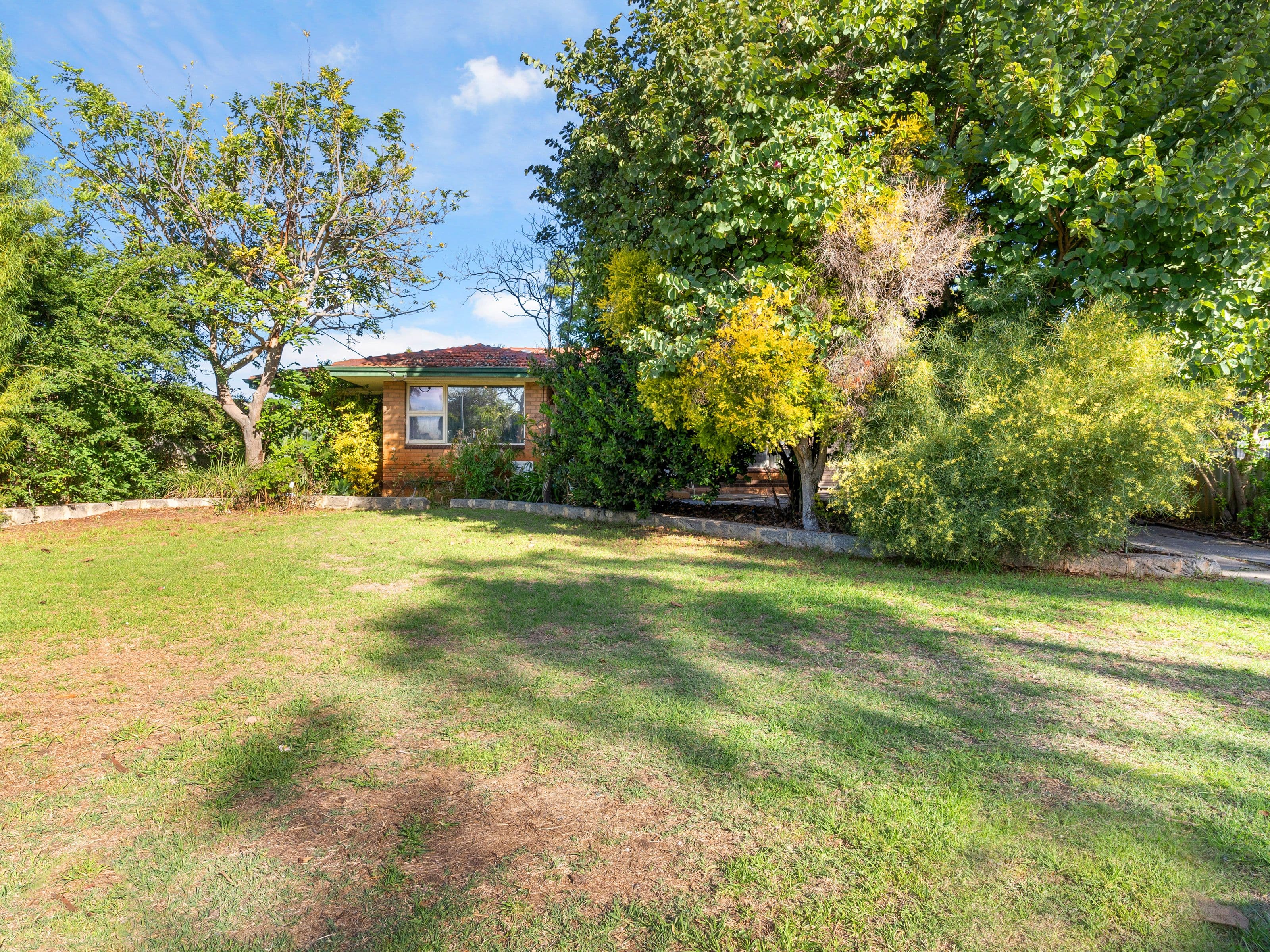 46 Lunar Way, Beckenham WA 6107, Beckenham - Thumbnail 2