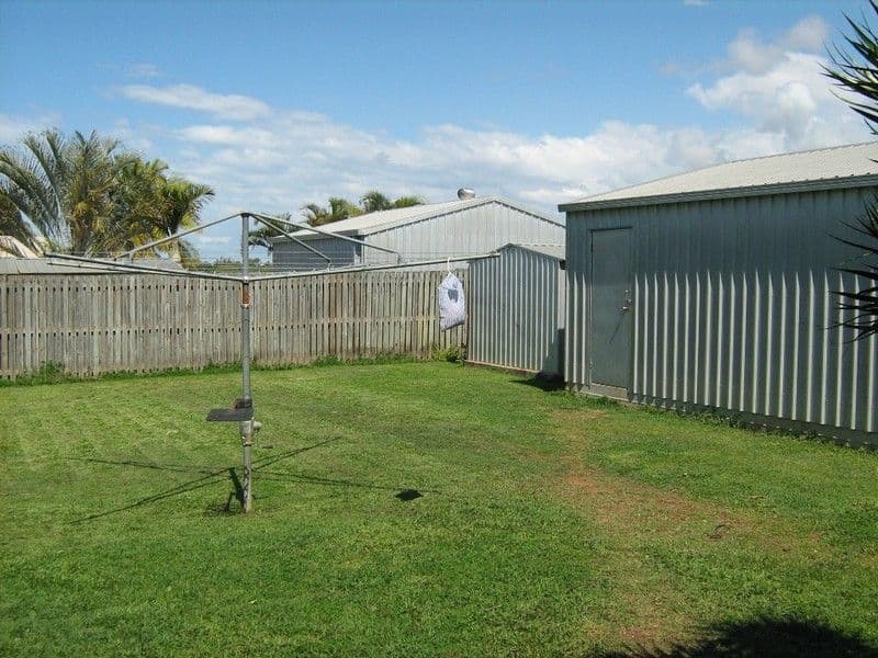 2 Marine Terrace, BURNETT HEADS QLD 4670, Burnett Heads - Thumbnail 6