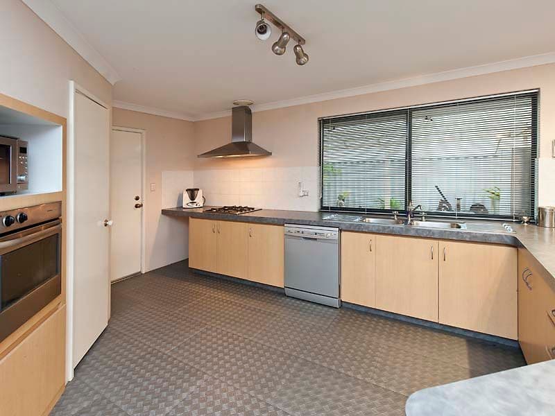 9 Alicante Mews, SECRET HARBOUR WA 6173, Secret Harbour - Thumbnail 4