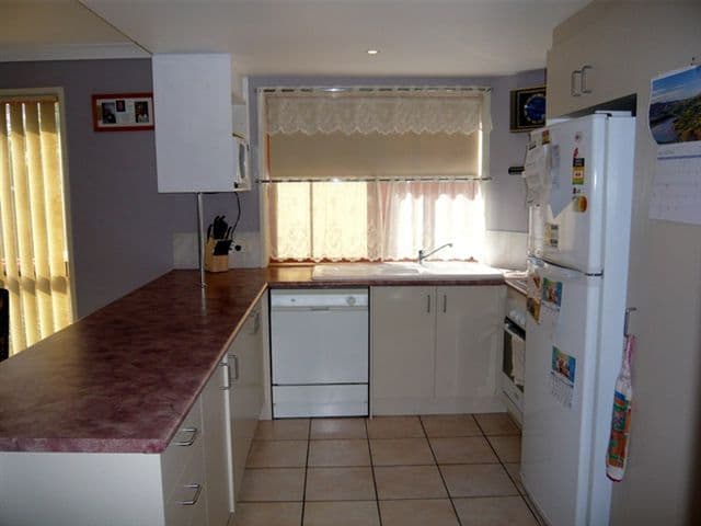 111 Greenacre Drive, PARKWOOD QLD 4214, Parkwood - Thumbnail 3