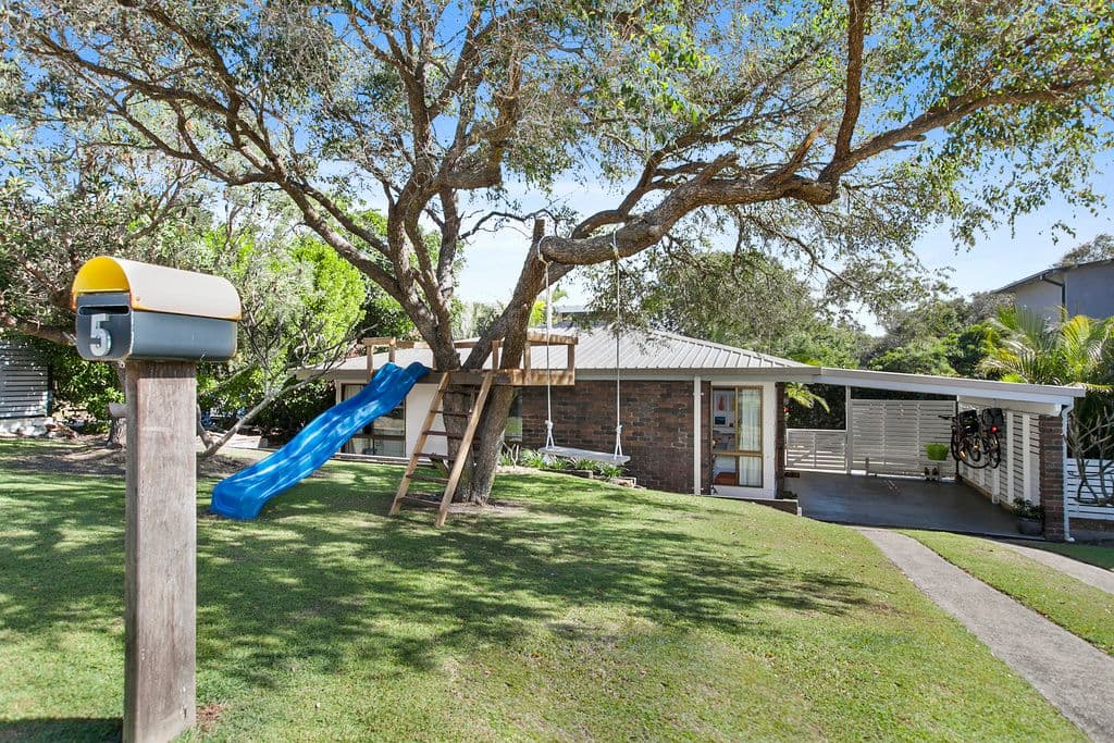 5 Oriole Avenue, Peregian Beach QLD 4573, Peregian Beach - Image 1