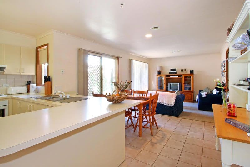 21 Madeleine Court, SOMERVILLE VIC 3912, Somerville - Thumbnail 3