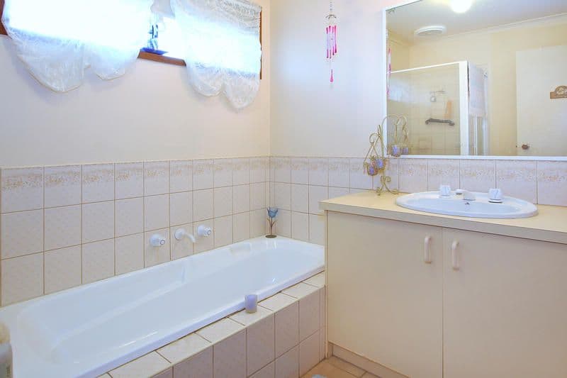 21 Madeleine Court, SOMERVILLE VIC 3912, Somerville - Thumbnail 6