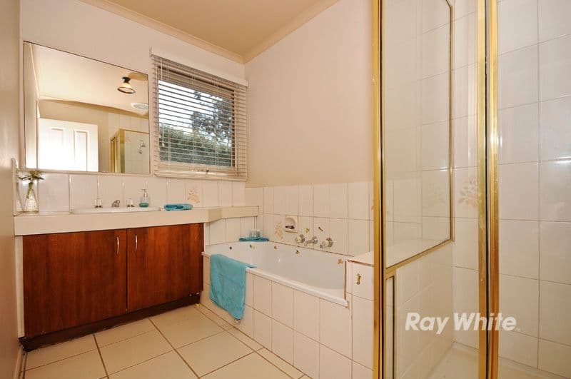 8 Haideh Place, WANTIRNA SOUTH VIC 3152, Wantirna South - Thumbnail 6