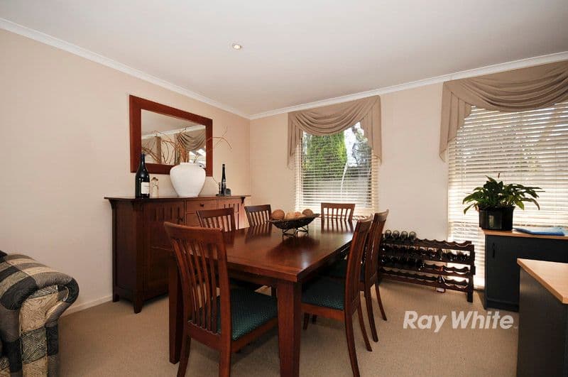 8 Haideh Place, WANTIRNA SOUTH VIC 3152, Wantirna South - Thumbnail 7