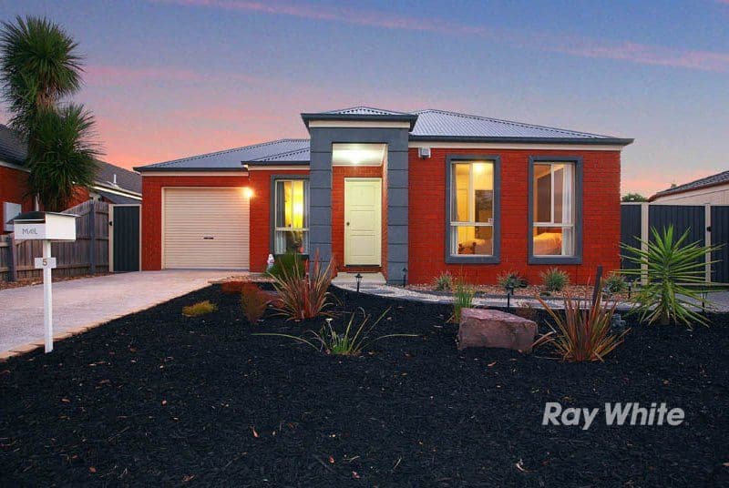 5 Ovata Place, CRANBOURNE VIC 3977, Cranbourne West - Image 1