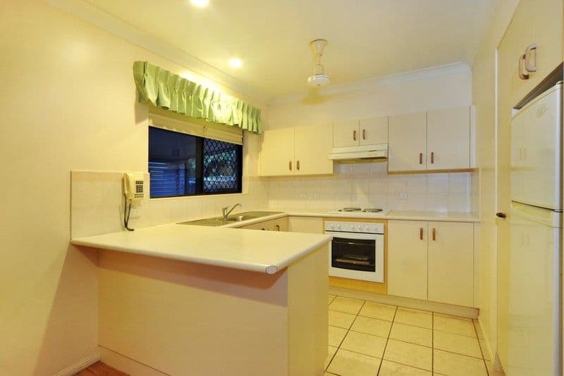 37 Gardenia Street, PROSERPINE QLD 4800, Proserpine - Thumbnail 4