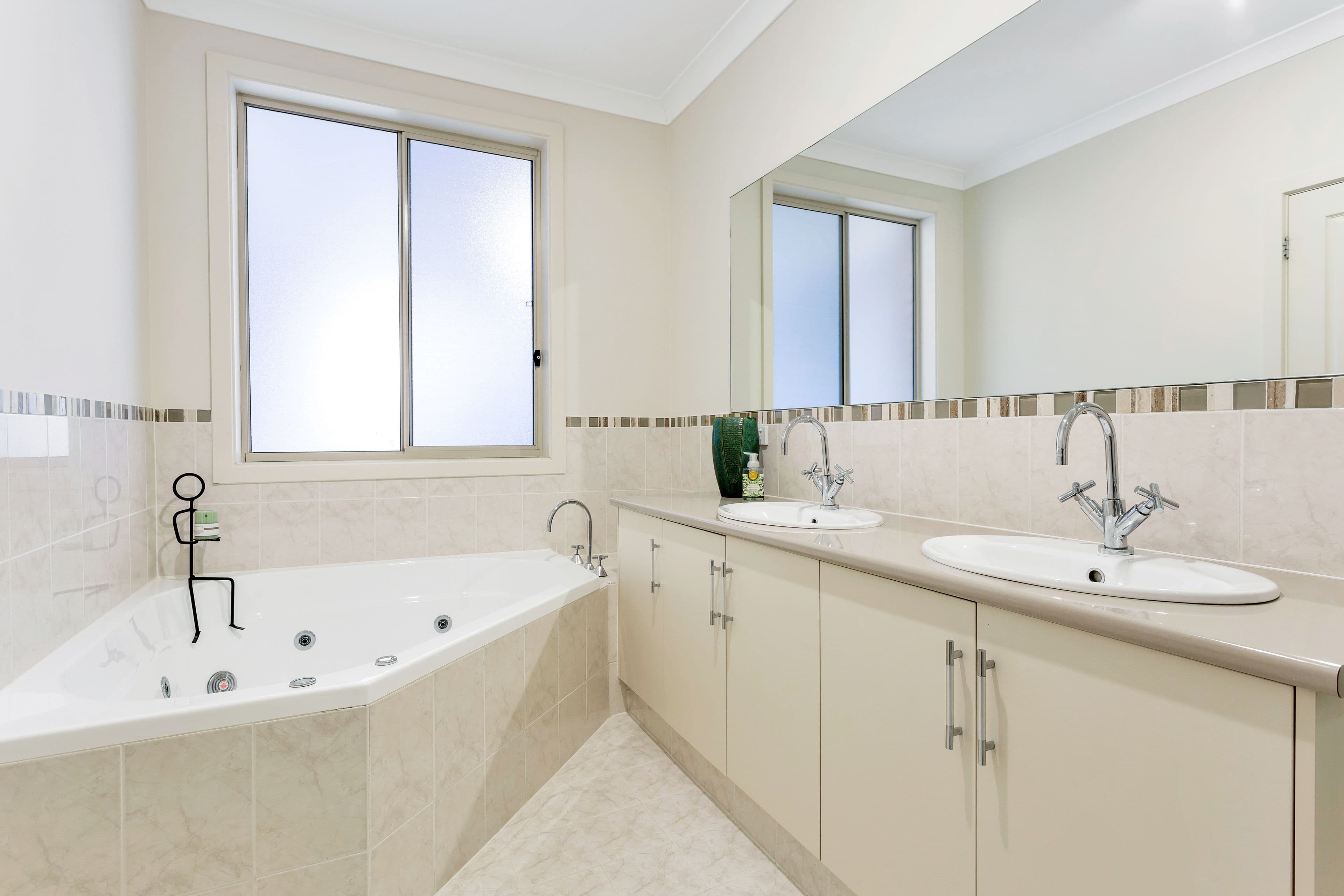 2 Stoneybrook Drive, Paradise SA 5075, Paradise - Thumbnail 4