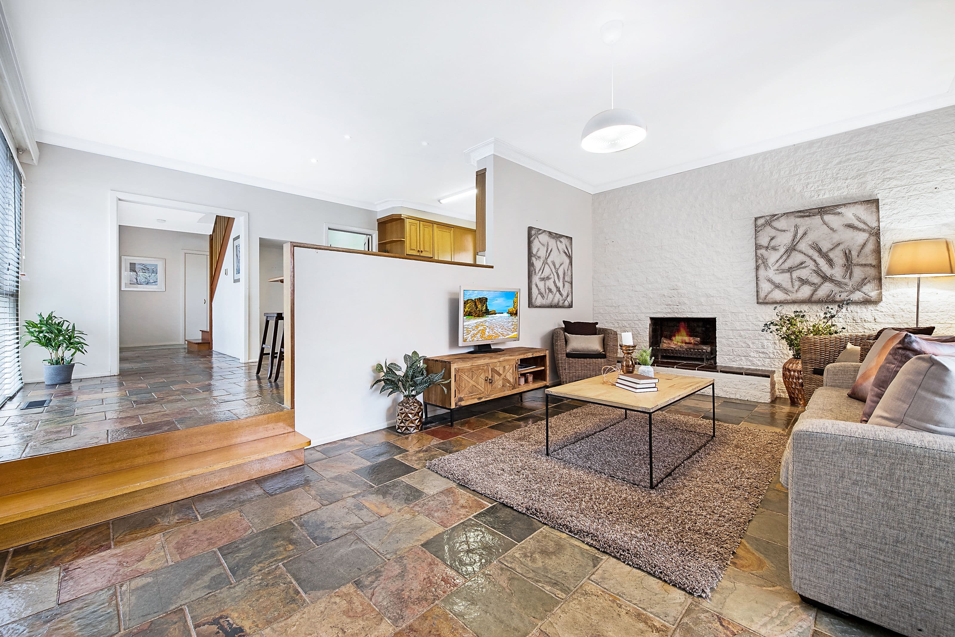 5 Adrienne Crescent, Mount Waverley VIC 3149, Mount Waverley - Thumbnail 3