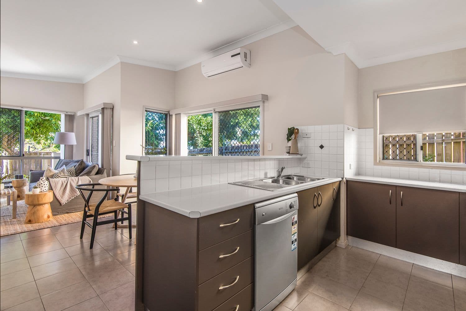53 Curwen Terrace, Chermside QLD 4032, Chermside - Thumbnail 5