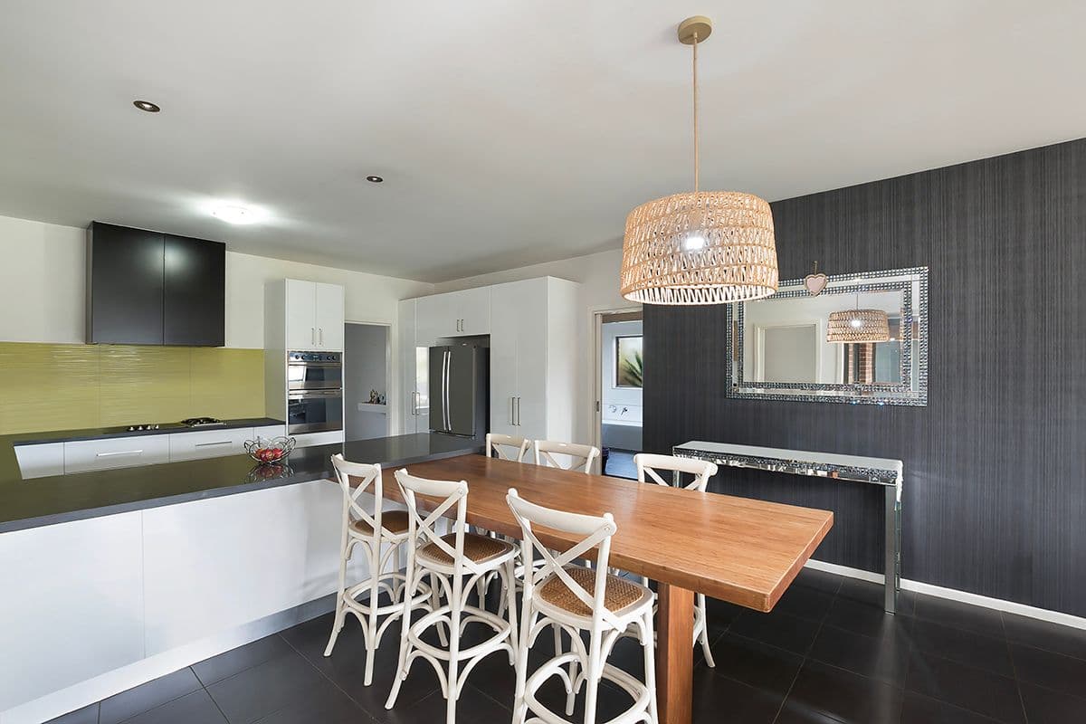 163 Harrington Road, Warrnambool VIC 3280, Warrnambool - Thumbnail 2