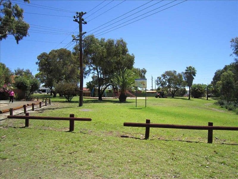 17 Bayswater Street, BEDFORD WA 6052, Bedford - Thumbnail 6