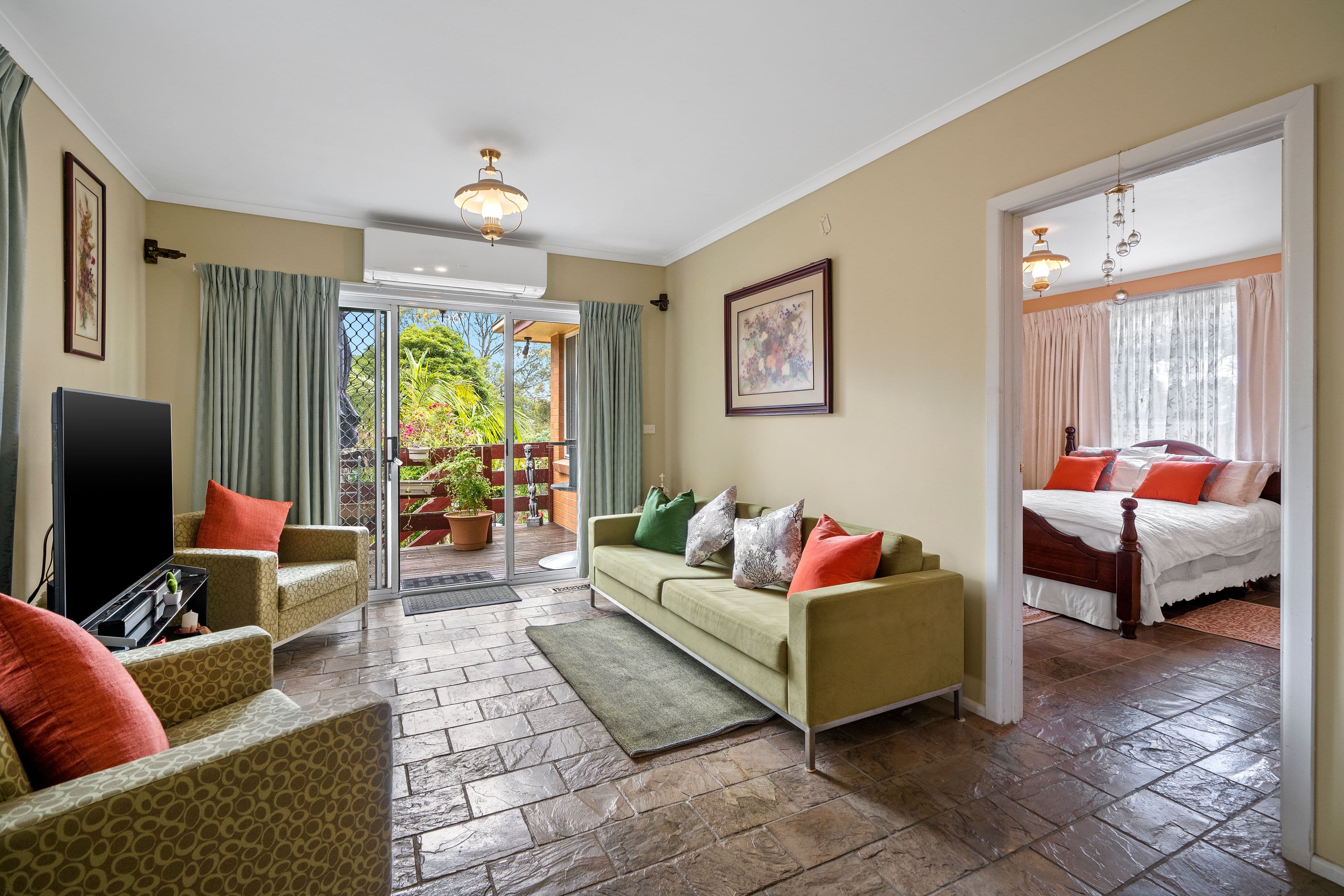 53 Heywood Street, Ringwood VIC 3134, Ringwood - Thumbnail 2