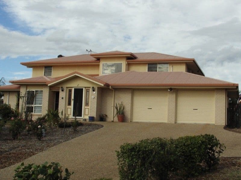 33 Mark Acton Close, ROCKYVIEW QLD 4701, Rockyview - Image 1