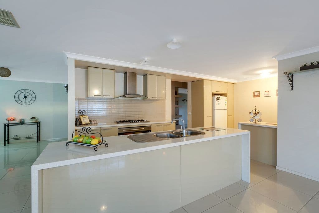 3 Eclipse Avenue, Epping VIC 3076, Epping - Thumbnail 2