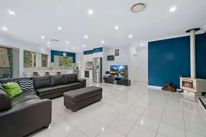 26a Hillmont Avenue, Thornleigh NSW 2120, Thornleigh - Thumbnail 2
