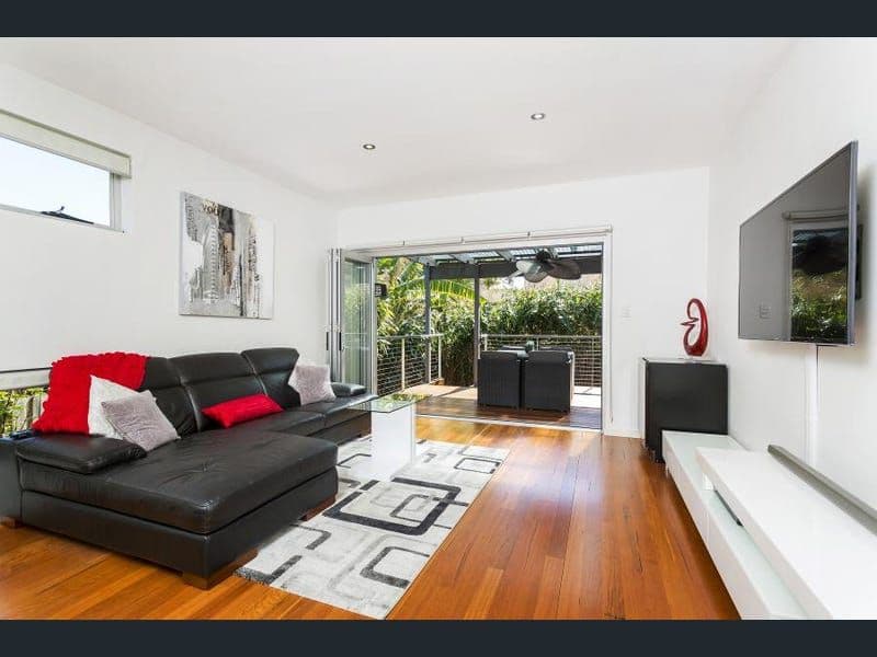 38 Dickson Street, Morningside QLD 4170, Morningside - Thumbnail 2