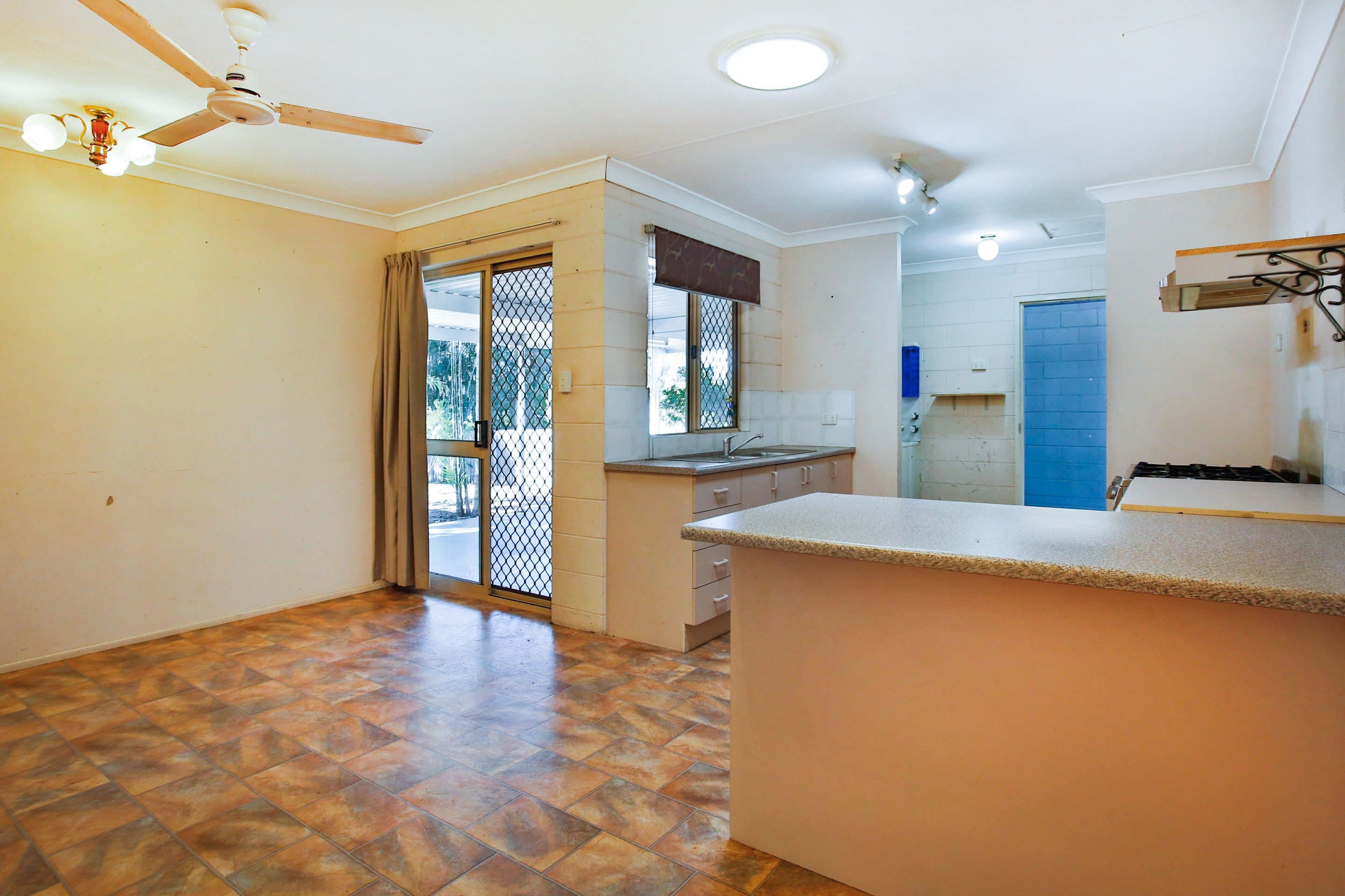 48 Rundle Street, Mount Louisa QLD 4814, Mount Louisa - Thumbnail 3