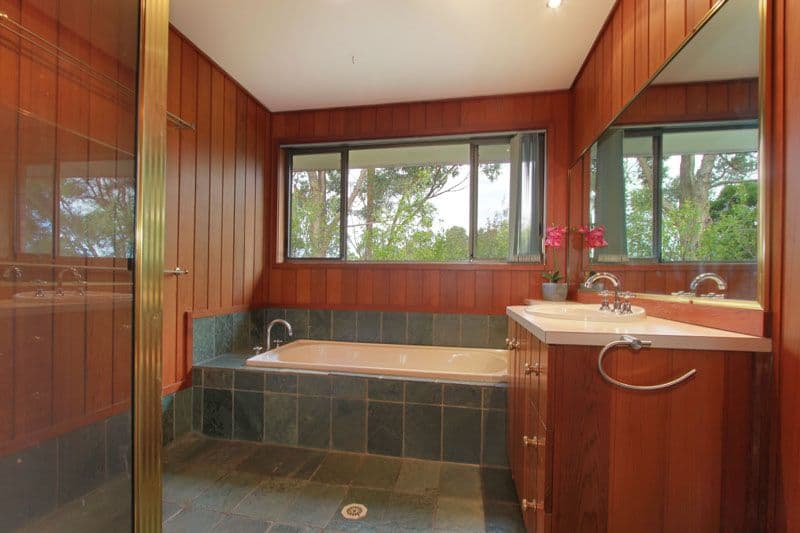 5 Patanga Close, CORDEAUX HEIGHTS NSW 2526, Cordeaux Heights - Thumbnail 4